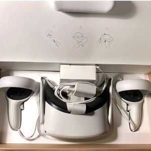 ‼️Great Deal‼️ Oculus MetaQuest 2 128GBS - Barley used